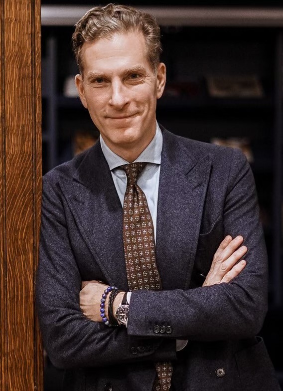 Professor Noah Feldman, Harvard Law School faculty portrait.